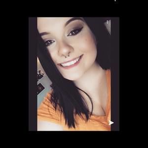 Meet your Posher, Chelsie